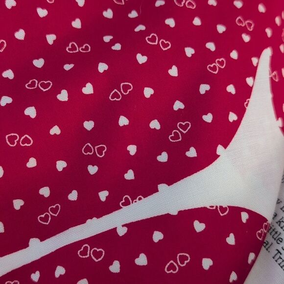 Vintage red & white heart print cat mouse fabric sewing pattern - Picture 9 of 10